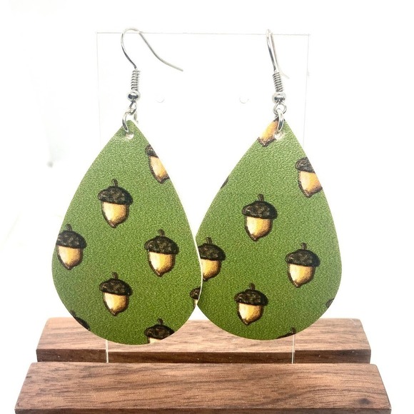 Deja Vu Kreations Jewelry - Faux Leather Teardrop Acorn Print Earrings
